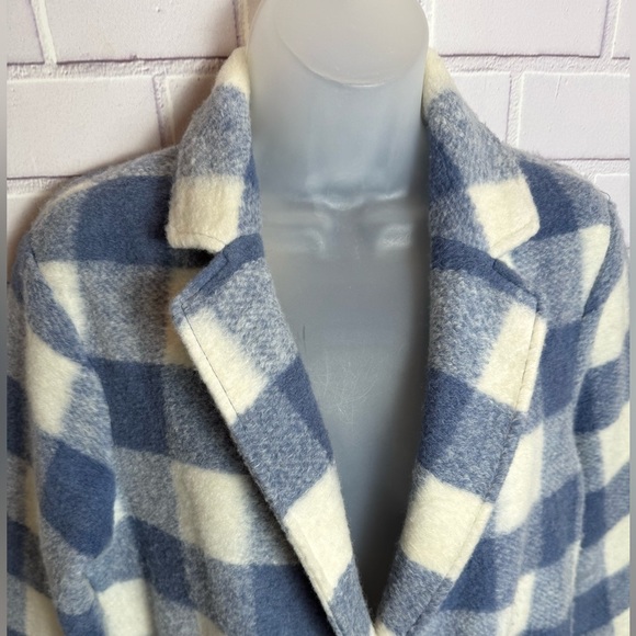 Tahari Blue and White Teddy wool Jacket with Classic Check Pattern/S - Picture 6 of 11